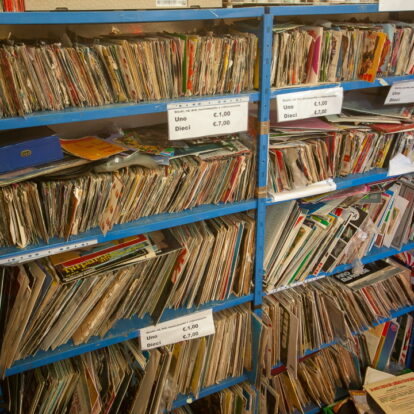 Vasto Assortimento di Dischi in Vinile 3345 Giri - 24251