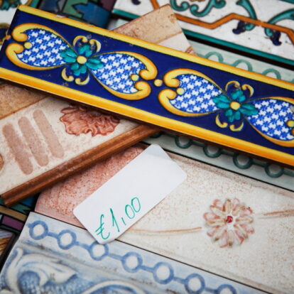 Greche Decorative in Ceramica di Varie Forme e Finiture - 24257