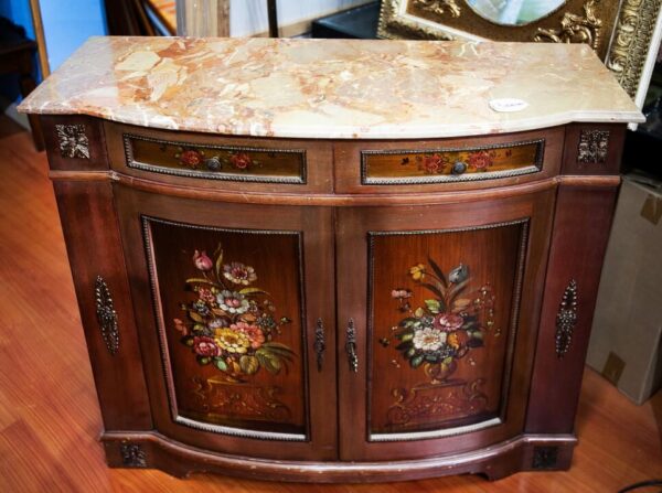 Piccola Credenza Stile Classico in Noce Scuro con Piano in Marmo - 24271