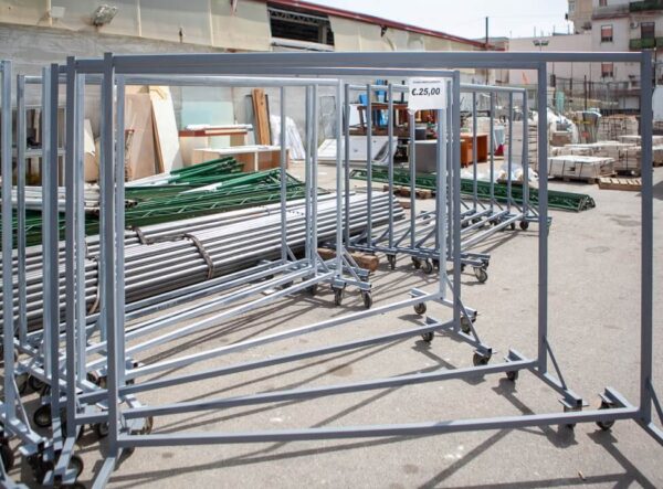 Stand Abbigliamento su Ruote - 24270